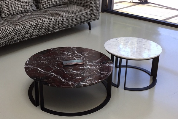 Rosso Levanto and Arabescato marble coffee tables